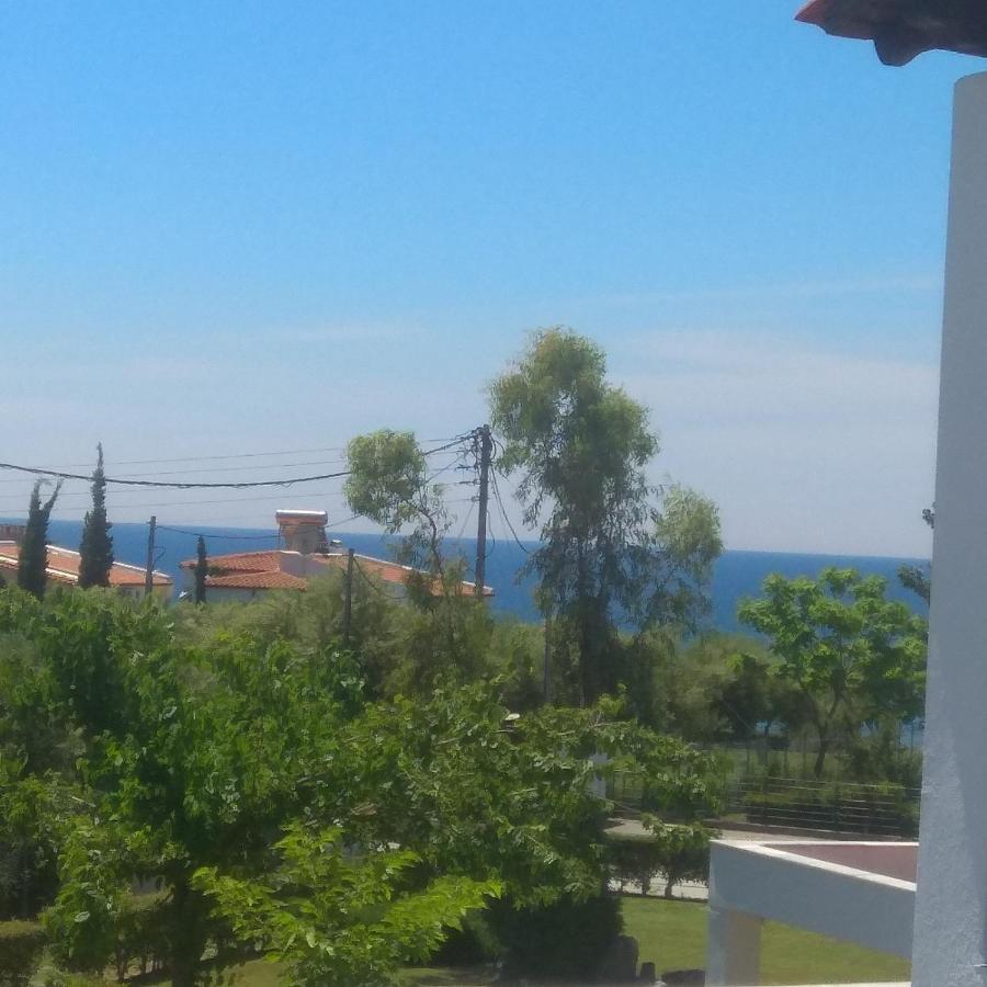 Villa Nadia Nea Skioni Bagian luar foto