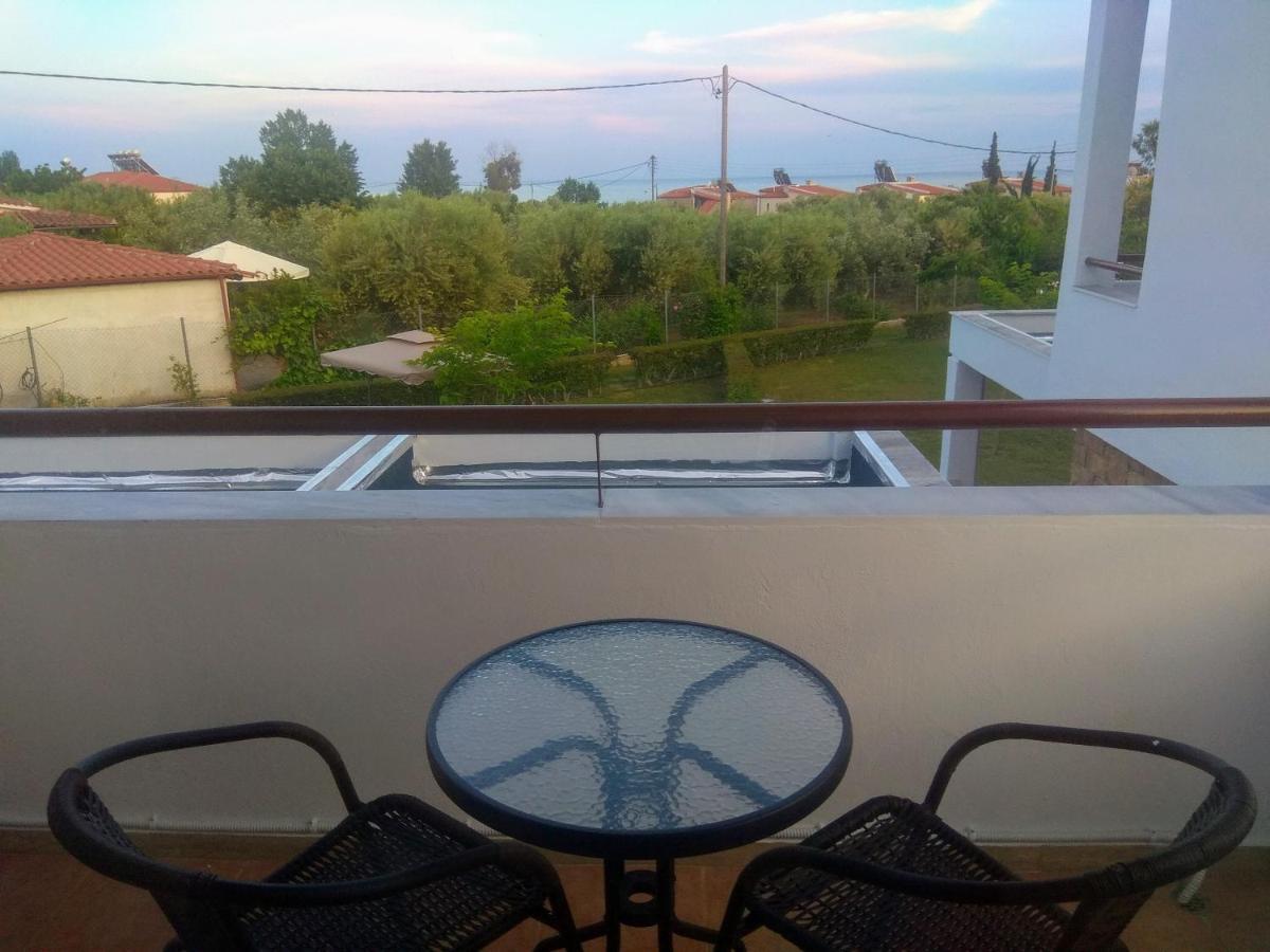 Villa Nadia Nea Skioni Bagian luar foto